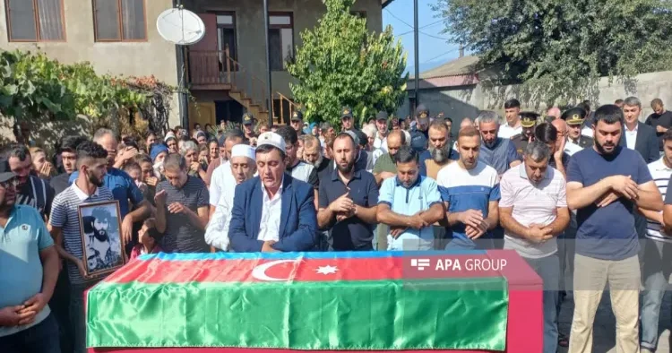 Şəhid Natiq Kərimovun nəşinin qalıqları Qax rayonunda dəfn edildi FOTO