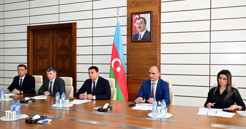 Adil Kərimli Şəmkirdə sakinlərin müraciətlərini dinlədi FOTOLAR