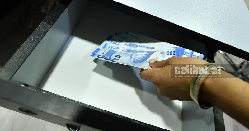 Банковские депозиты в Азербайджане в июле сократились