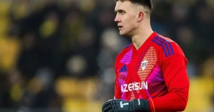 Ötən mövsüm həyəcan, bu mövsüm güvən verən Koxalski polşalı qapıçı Qarabağ a uyğunlaşır