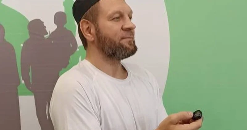 Aleksandr Yemelyanenko İslam dinini qəbul edib?