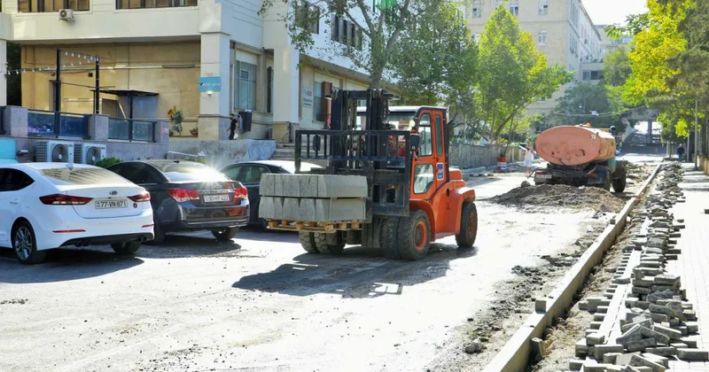 Bakının bu küçəsində təmir gedir