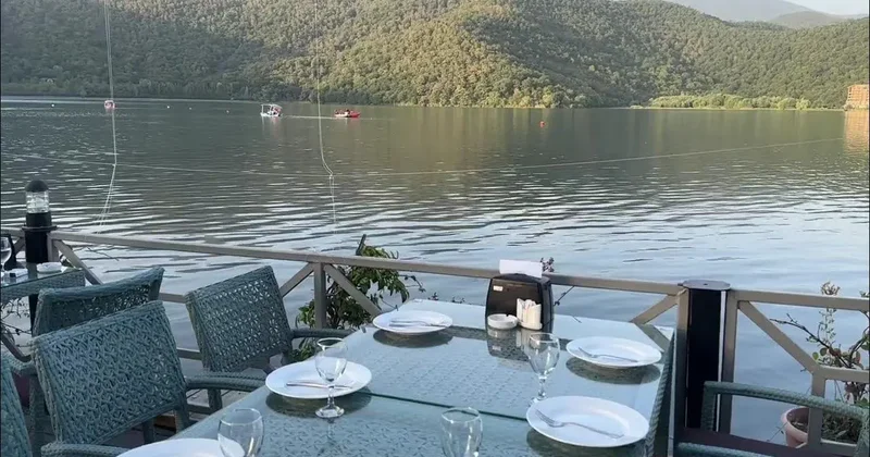 Nohurgöldıki Sahil restoranında “iki menyu” oyunu