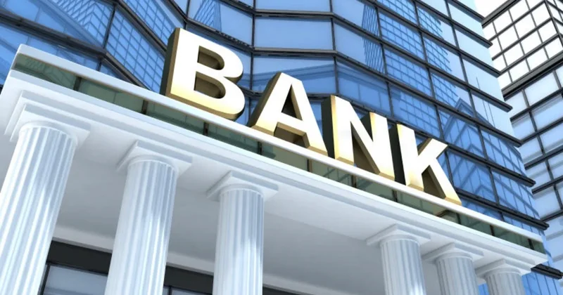 Azərbaycan banklarında əhalinin əmanətləri il ərzində 16 % ə yaxın artıb