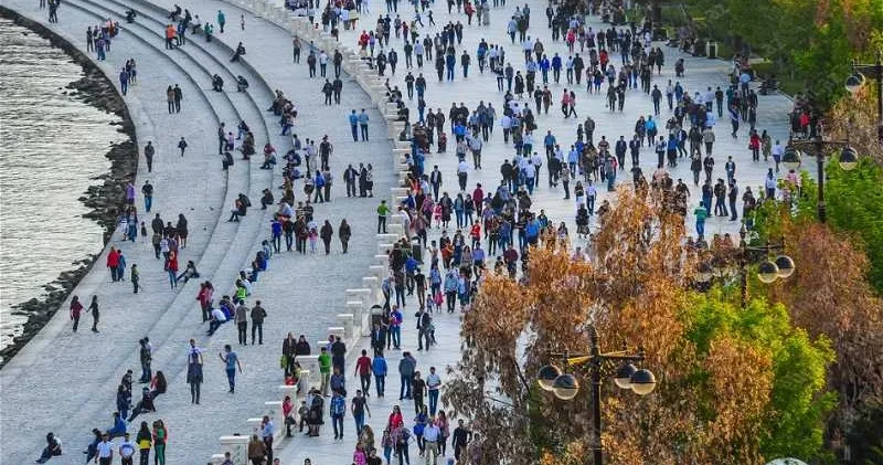 Azərbaycan əhalisi sürətlə qocalır: İllər üzrə statistika