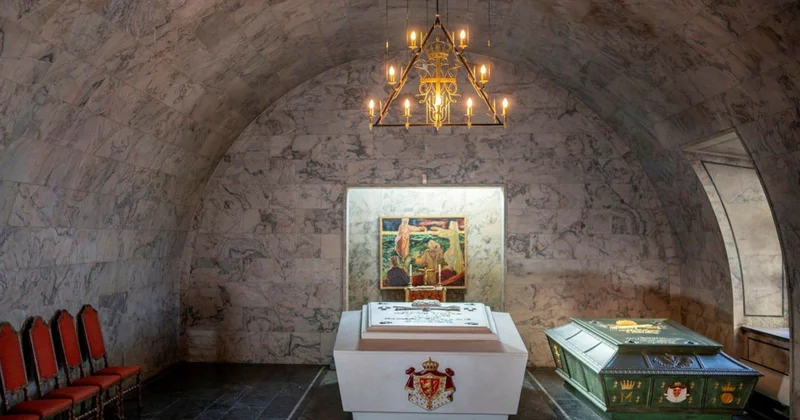 Kral Harald Akershus qalasındakı gizli sarkofaqda dəfn ediləcək