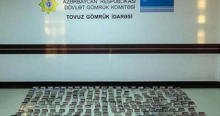 Yük maşınının gizli bölməsində minlərlə dərman tapıldı DGK məlumat yaydı