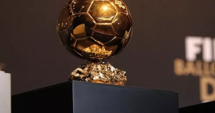 Qızıl top 3 4 oyunçuya verilməlidir, onlar da Real dadır MOURİNYO