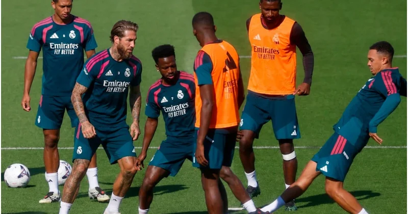 KİV: Serxio Ramos “Real Madrid”ın məşqində iştirak edib