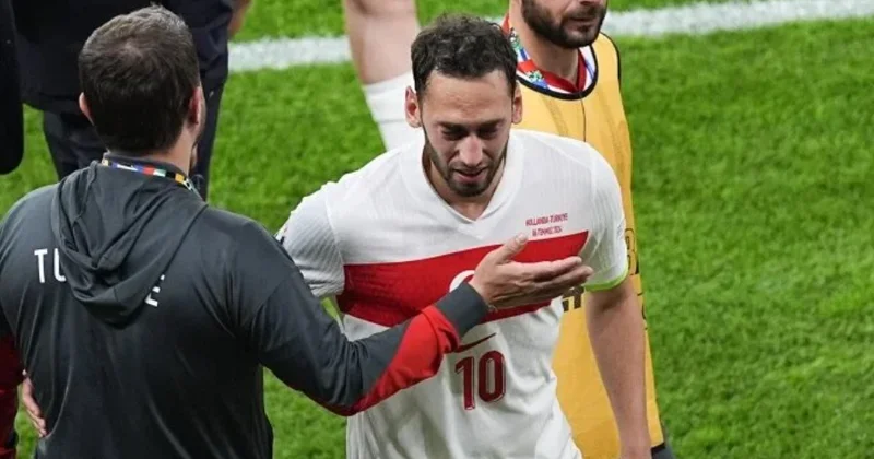 “Bu komanda ilə qürur duyuram” Hakan