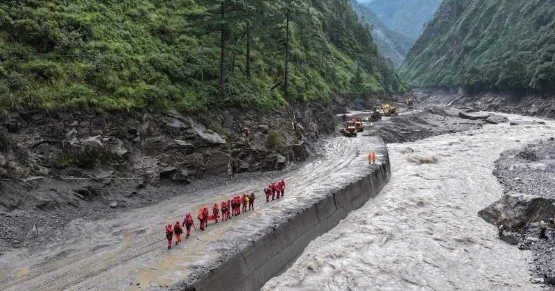 Nepalda əlaqə saxlamayan vətəndaşların ailələrinə müraciət edilib