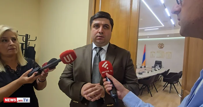 Deputat: İrəvanın Aİİ dən çıxması gündəmdə deyil