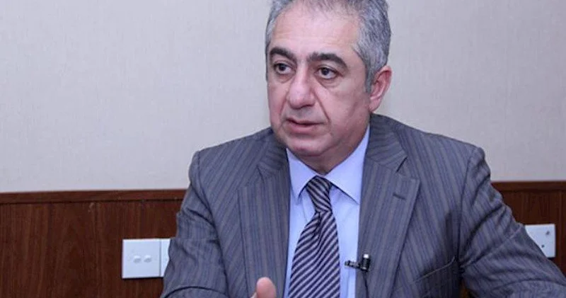 Bu dəfə Qubad İbadoğlunun qardaşı məhkəmə qarşısına çıxarılır