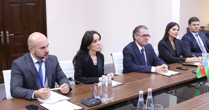 MEDİA da Özbəkistanın bir sıra dövlət orqan və qurumlarının kommunikasiyaya məsul nümayəndələri ilə görüş olub