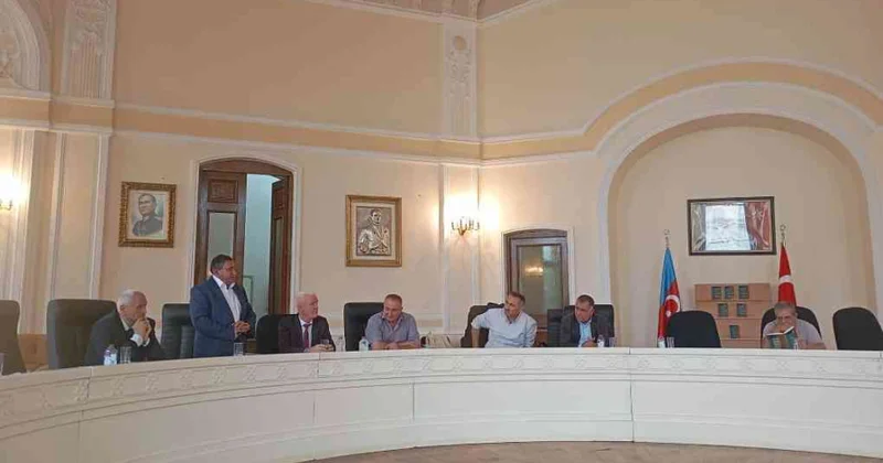 Ədəbiyyat İnstitutu əməkdaşının “Ömür axar su kimi” kitabının təqdimatı olub