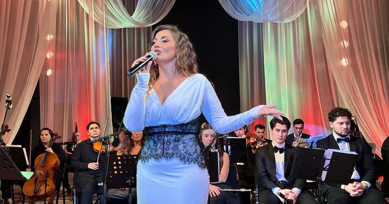 Rəşid Behbudov adına Dövlət Mahnı Teatrında “Gəzinti” adlı musiqili konsert proqramı təqdim olundu FOTO
