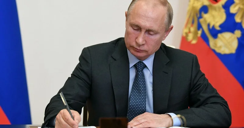 Putin fərman imzaladı 135 min rusiyalı orduya çağırılacaq
