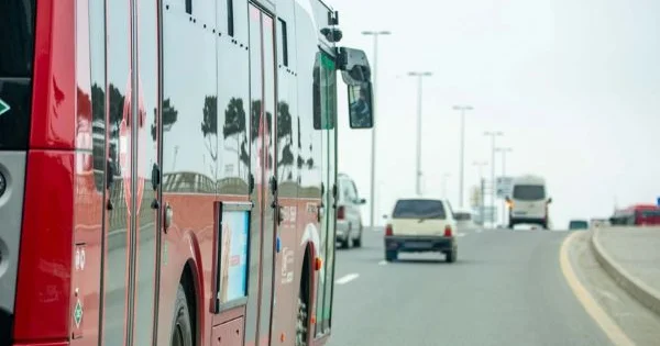 Nazirlik: Tarif dəyişikliyi bəzi avtobuslara şamil edilməyəcək