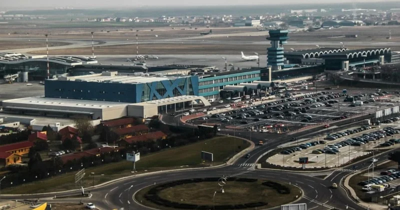 “Turkish Airlines aviaşirkətinin təyyarəsi Rumıniyada dronla üzləşib?