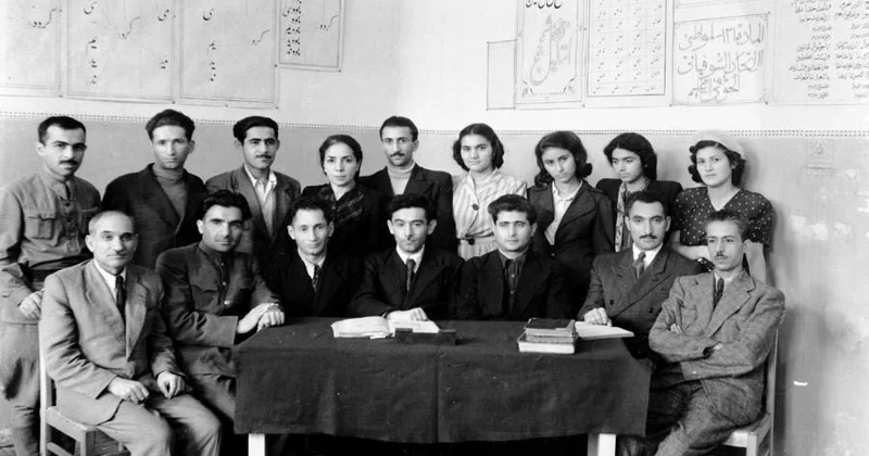 İŞIQ ELƏ HƏMİŞƏ ORDAN GƏLƏCƏK Rafael Hüseynov yazır