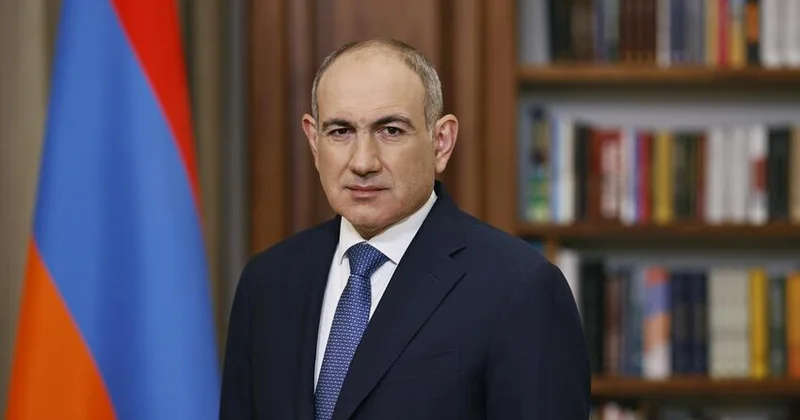 Paşinyan üç gün Strasburqda olacaq