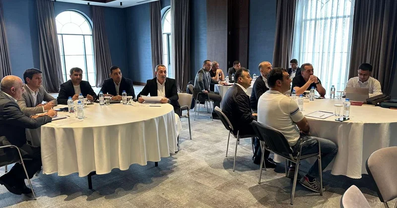 "Azəriqaz" görülən işlərin nəticələrinə dair müşavirə keçirdi FOTO