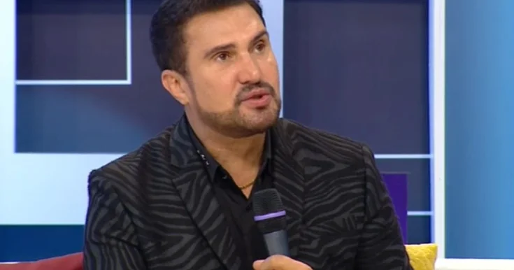 Nadir Qafarzadə bayağı müğənniləri virus adlandırdı