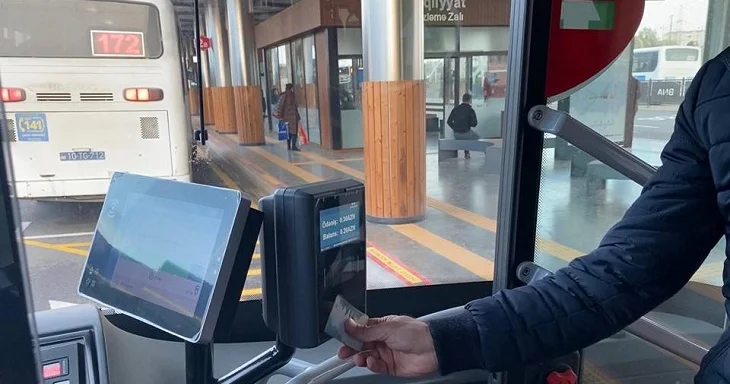 İctimai nəqliyyatda yeni qiymət bu tarixdə qüvvəyə minir