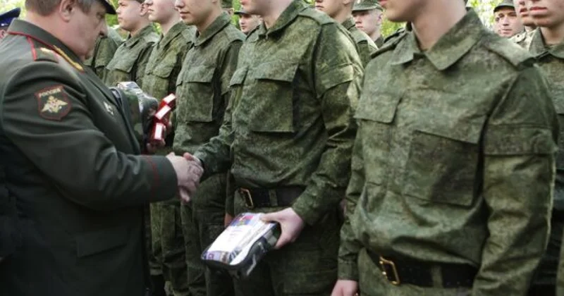 Путин призывает 135 тысяч россиян в армию