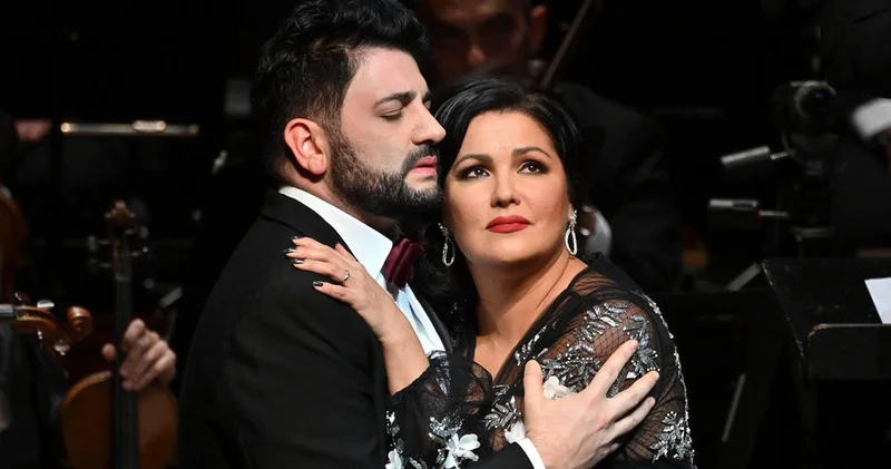 Xalq artistinin keçmiş xanımı ilə Zelenskinin həyat yoldaşı arasında QALMAQAL