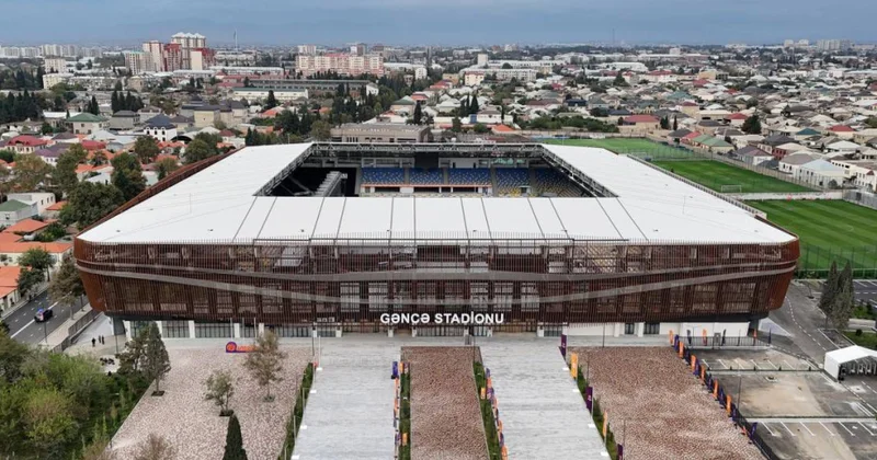 Gəncənin yeni stadionu futbolsevərlərin istifadəsinə verilib