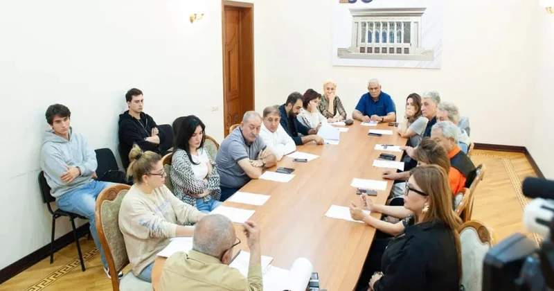 Milli Teatrda yeni tamaşanın məşqlərinə başlanılıb