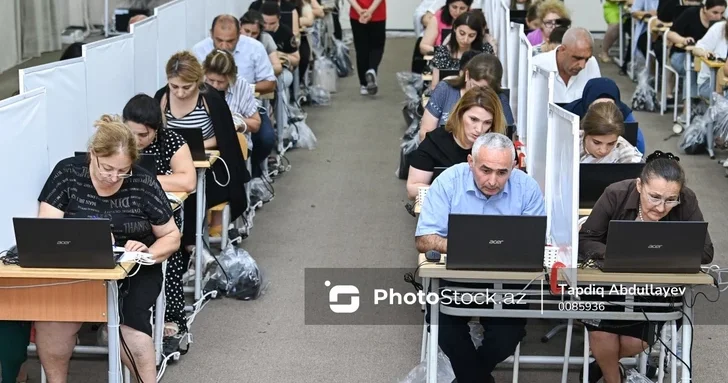 В Азербайджане завершен процесс взаимной смены рабочих мест для педагогов