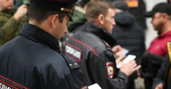 Sankt Peterburqda yüzə yaxın miqrant saxlanıldı Ölkədən qovulacaqlar