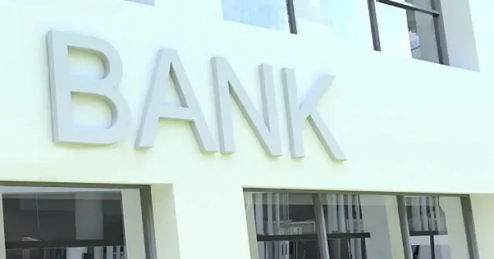 Azərbaycanın bank sektronda mənfəət sabit qalıb MƏBLƏĞ
