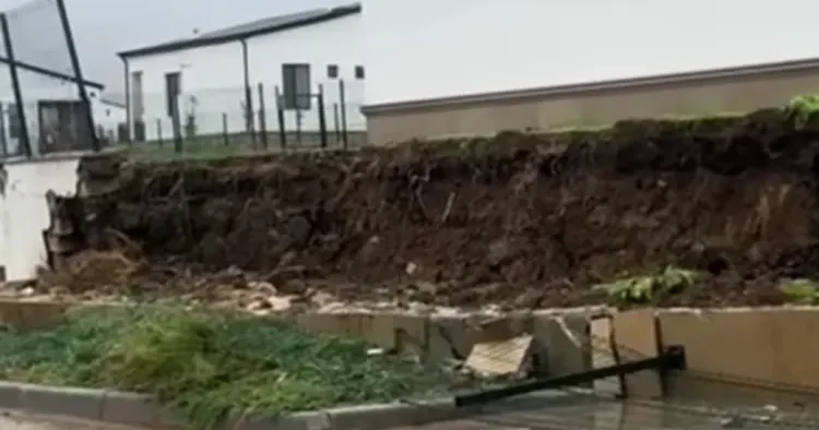 Ağdamda kommunikasiya xətlərinin çəkilişində böyük səhvlər var Memar AÇIQLADI