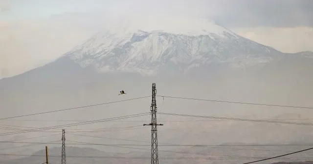 Ermənistanda Ağrı dağı ilə bağlı növbəti qadağa