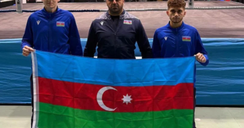 İdmançılarımız savat üzrə Avropa çempionatında iki medal qazanıblar FOTO
