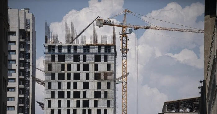 İrəvanda kran aşdı, 3 nəfər öldü