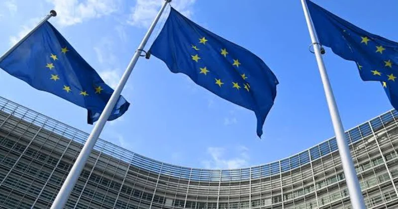 Aİ Ukraynaya silah tədarükünə görə Slovakiyaya 105 milyon avro ödəyəcək