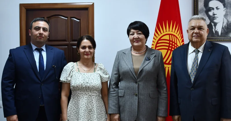Qırğızıstanda iki məktəbdə Azərbaycan dilinin tədbirinə başlanılır