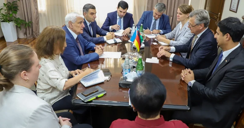 ADU ilə Almaniyanın ali məktəbləri arasında əməkdaşlığın inkişaf etdirilməsi prioritet istiqamətlərdəndir