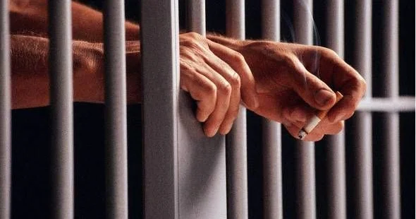 Arvadına qızdırılmış dəmir və kəmərlə xəsarət yetirdi, 3 il həbs cəzası aldı KONKRET