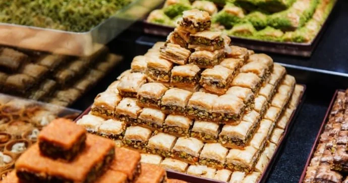 Qoz fındıq əvəzinə YERFINDIĞI Allergiyası olanlar nələrə diqqət etməlidir?