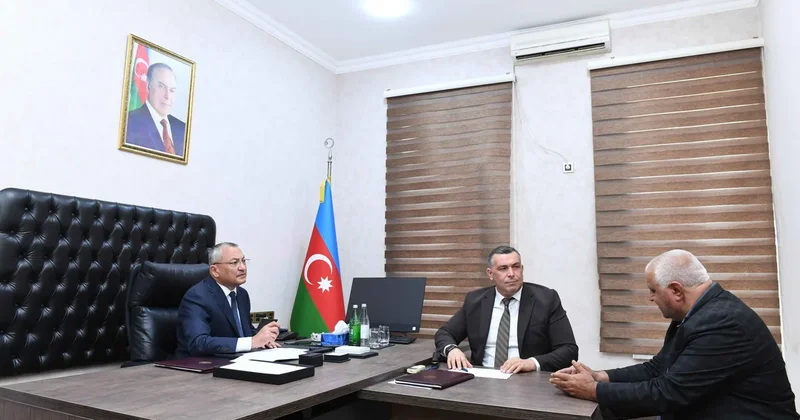 Rövşən Rzayev vətəndaş qəbulu keçirib GÖRÜNTÜ