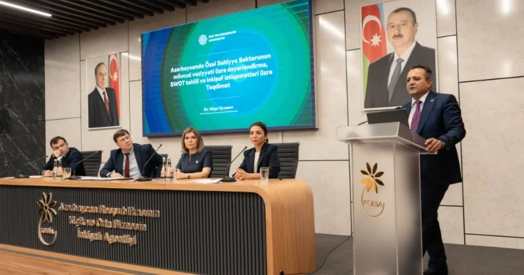 İcbari tibbi sığorta ilə bağlı dövlət və özəl sektor bir araya gəldi Fotolar