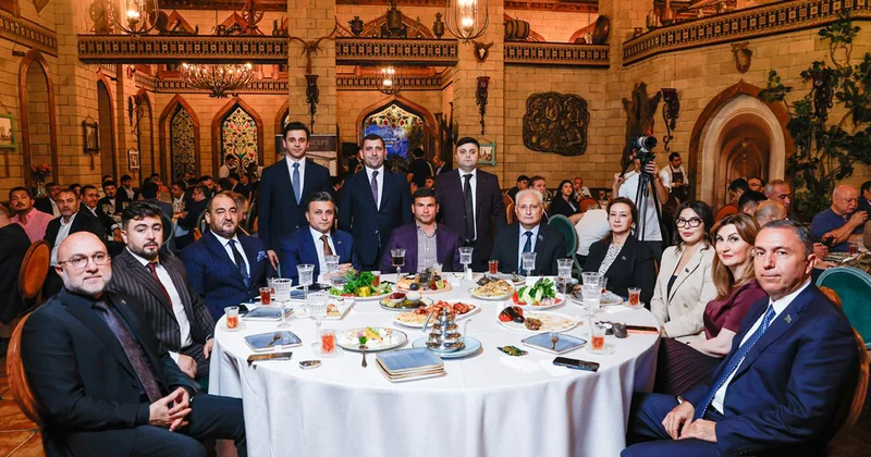 Dövlət və özəl sektor əməkdaşlığında sahibkarların rolu müzakirə olundu Fotolar