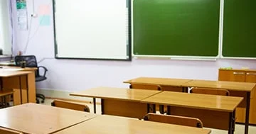 Putinin dövründə Rusiya məktəblərinin yarısını itirib..?
