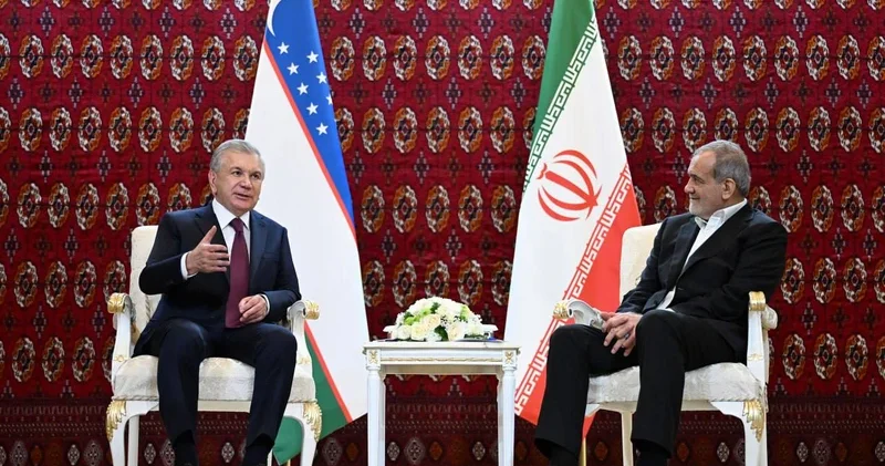 Özbəkistan Prezidenti Pezeşkiana zəng etdi