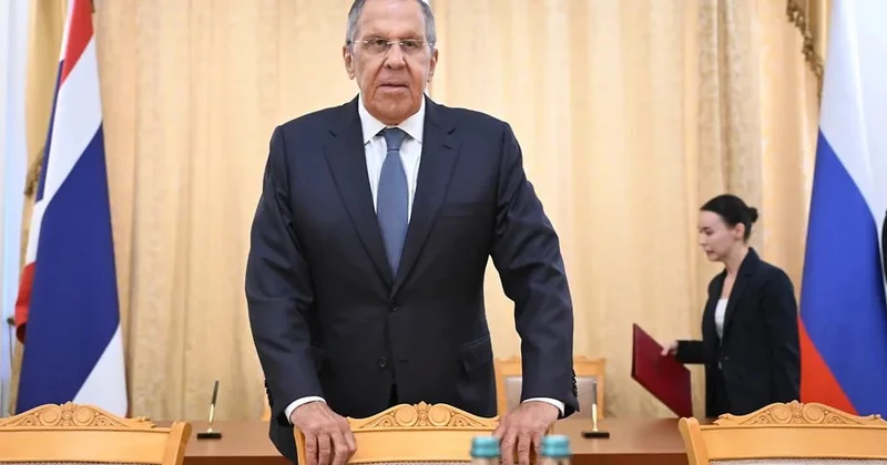 Lavrov mandatından imtina etdi